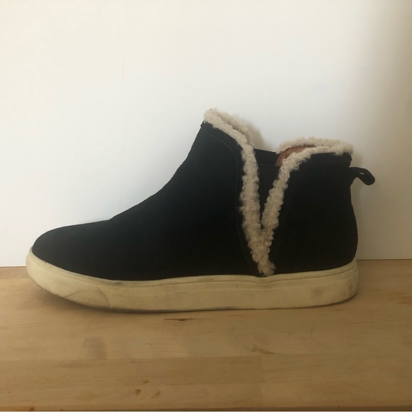 High top sneakers - Picture 3 of 7